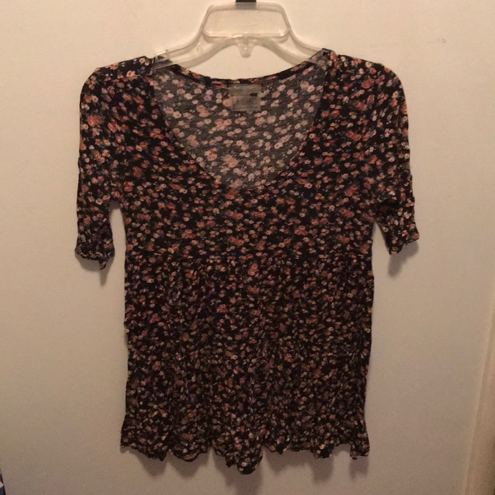 Floral-printed top